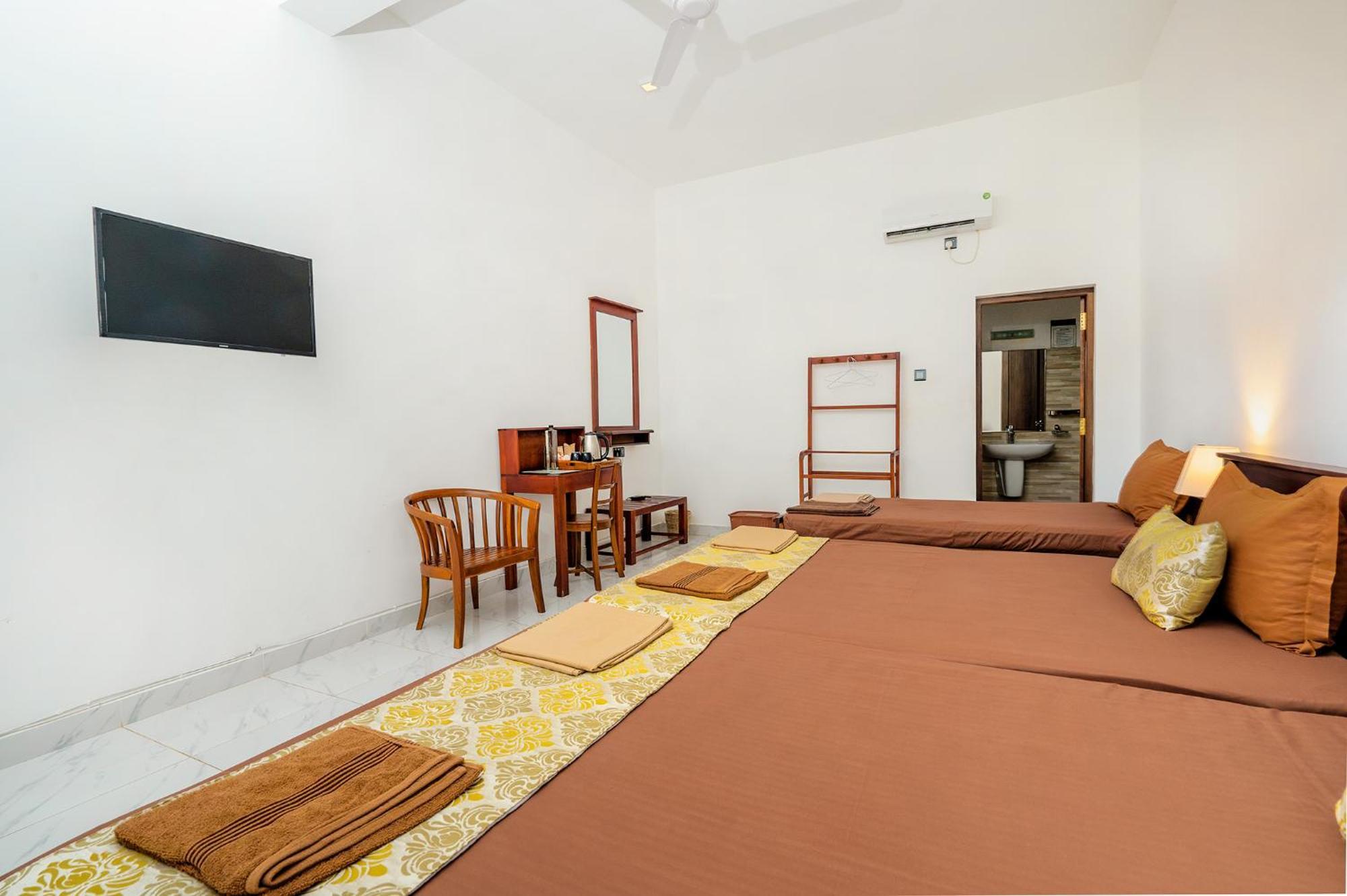 Mailagama Cinnamon Residence Kataragama Extérieur photo