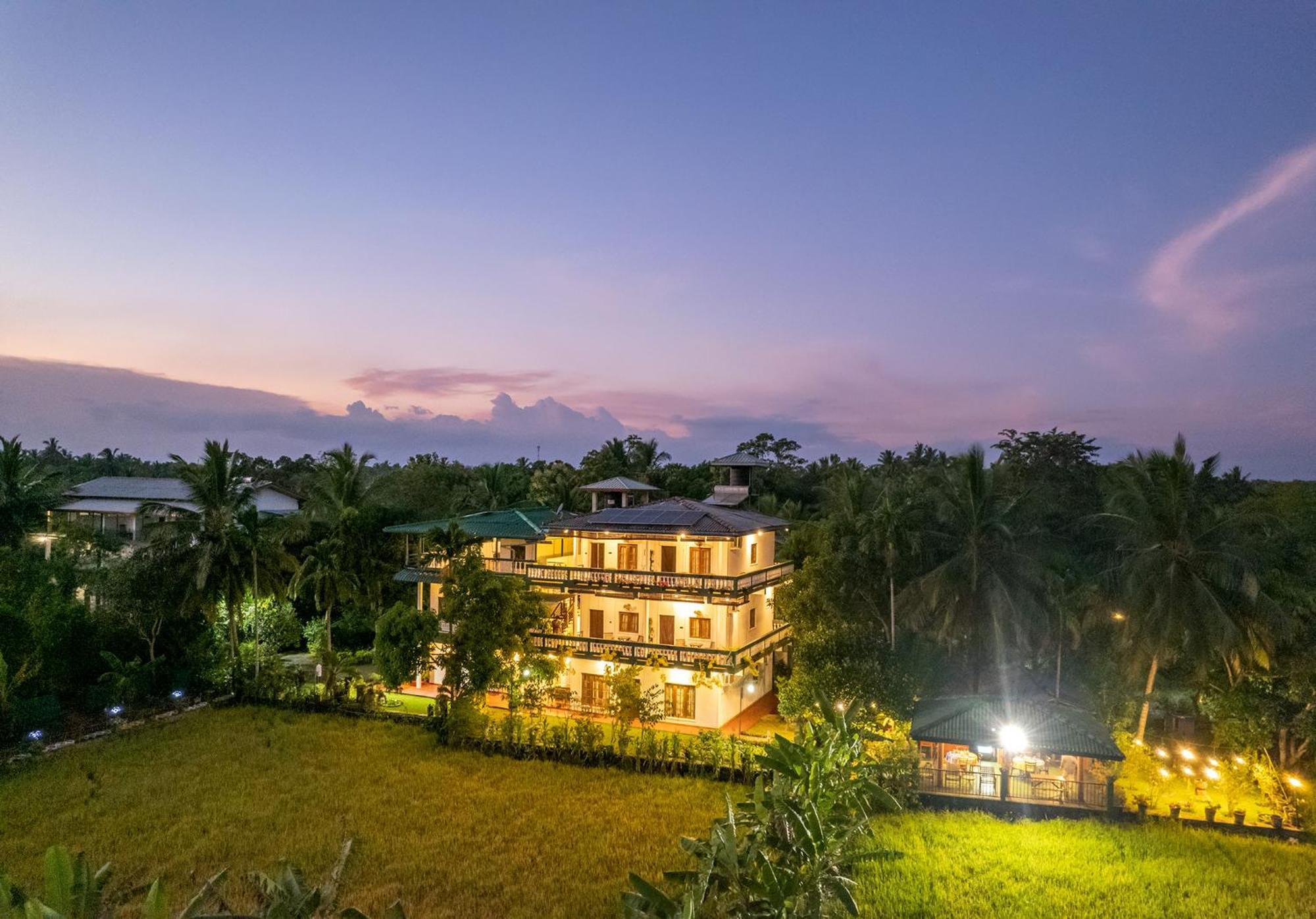 Mailagama Cinnamon Residence Kataragama Extérieur photo